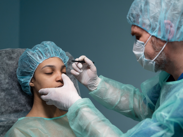 Oculoplasty Services